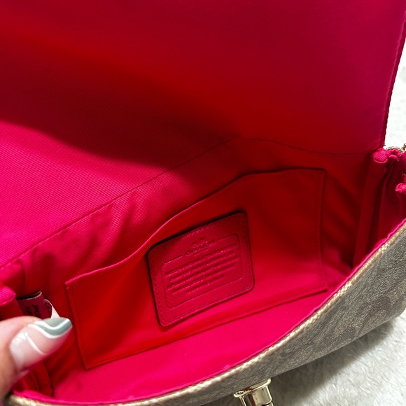 Coach Crossbody Bag - Picture 7 of 7